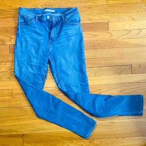 Levi’s 721 W29 L32 Skinny Jeans Medium Wash High Waisted Great Condition